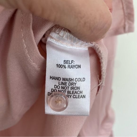 LULU’S Chic Pursuit Long Sleeve Button down Top in Light Blush Pink Size S NWT - Picture 8 of 11